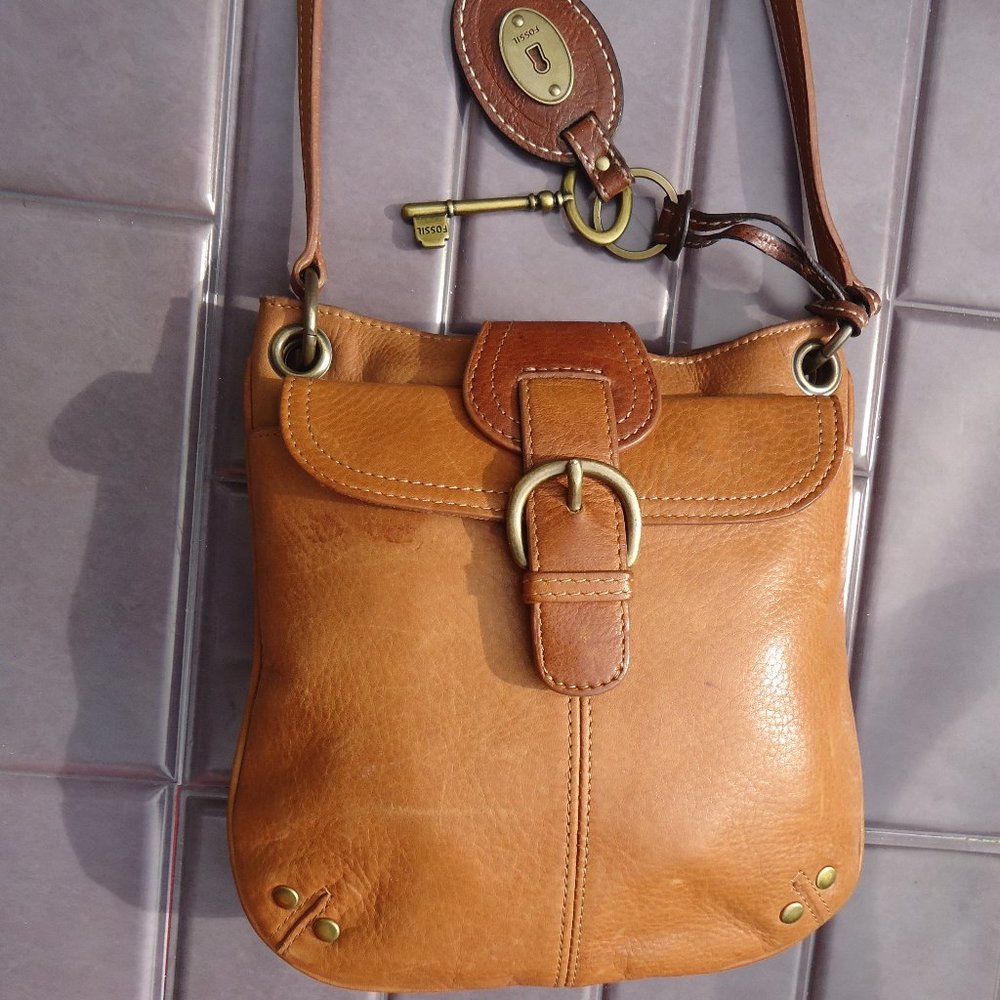 Fossil leather crossbody bag.